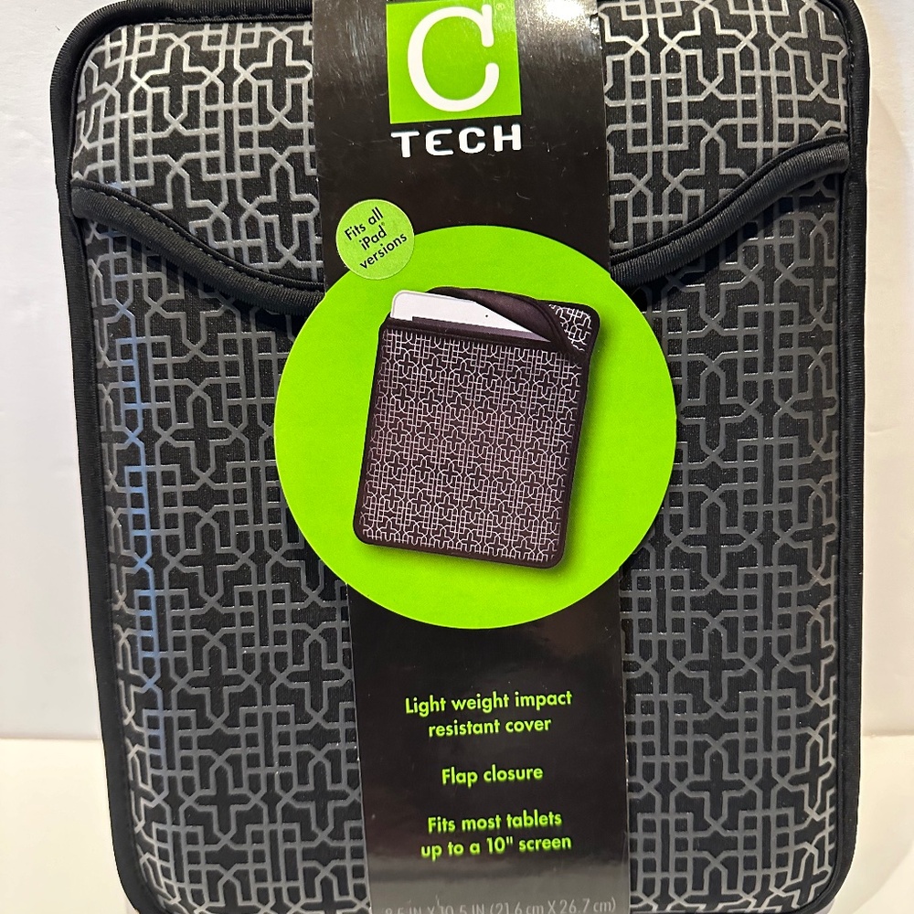 Studio C Tech Tablet Sleeve. New.